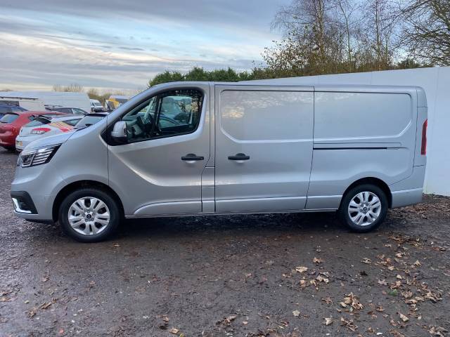 2024 Renault Trafic 2.0 LL30 DCi130 Extra