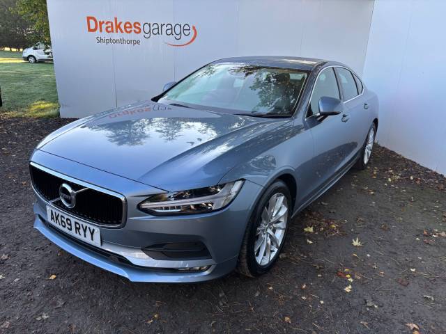 2020 Volvo S90 2.0 T4 Momentum Plus 4dr Geartronic