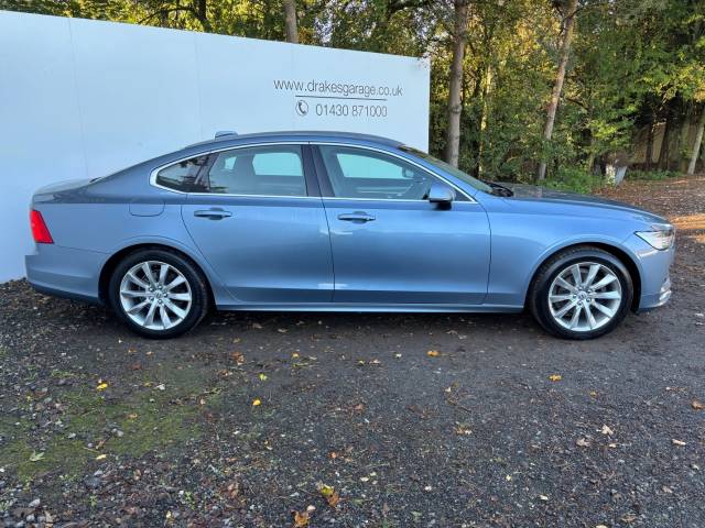 2020 Volvo S90 2.0 T4 Momentum Plus 4dr Geartronic
