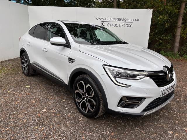 Renault Arkana 1.6 E-Tech full hybrid 145 Techno 5dr Auto Coupe Petrol / Electric Hybrid White