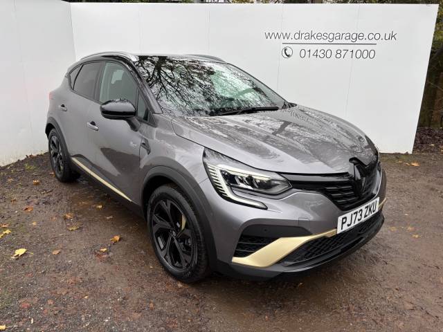 Renault Captur 1.6 E-Tech full hybrid 145 Engineered 5dr Auto Hatchback Petrol / Electric Hybrid Grey/black