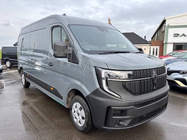 Renault Master 2.0 LM35 DCi150 Advance Panel Van Diesel Urban Grey