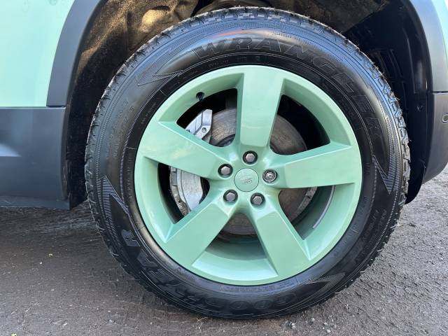 2023 Land Rover Defender 3.0 D300 75th Limited Edition 90 3dr Auto