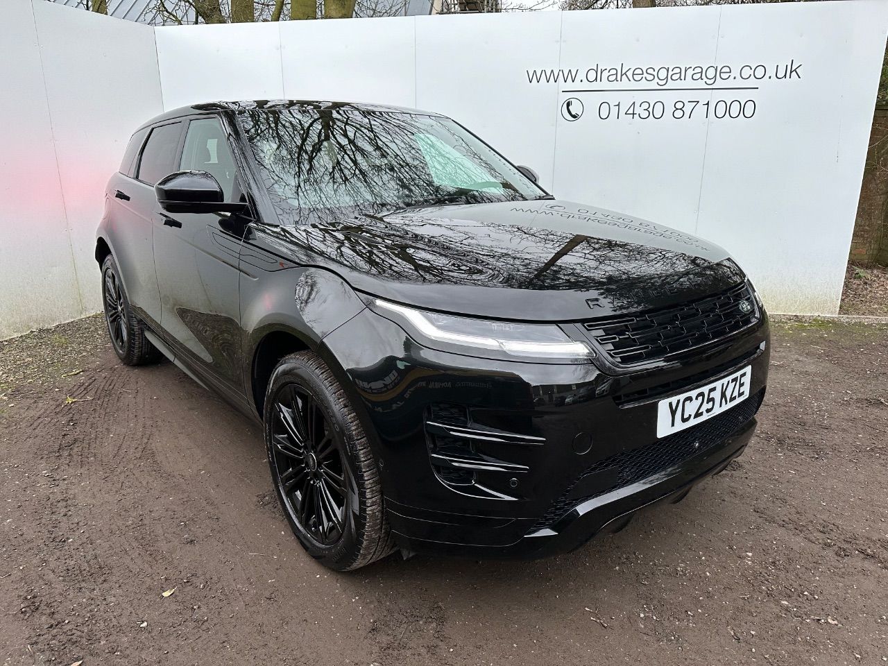 2025 Land Rover Range Rover Evoque
