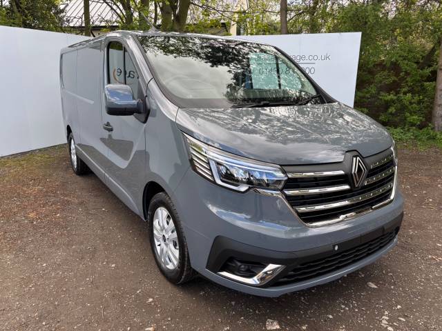 Renault Trafic 2.0 LL30 DCi130 Extra Panel Van Diesel Urban Grey