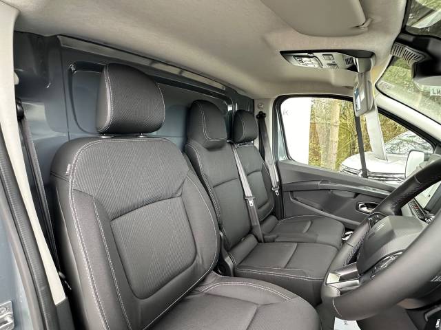 2026 Renault Trafic 2.0 LL30 Dci130 Extra