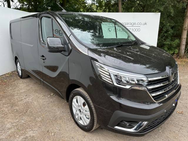 Renault Trafic 2.0 LL30 DCi130 Extra Panel Van Diesel Black