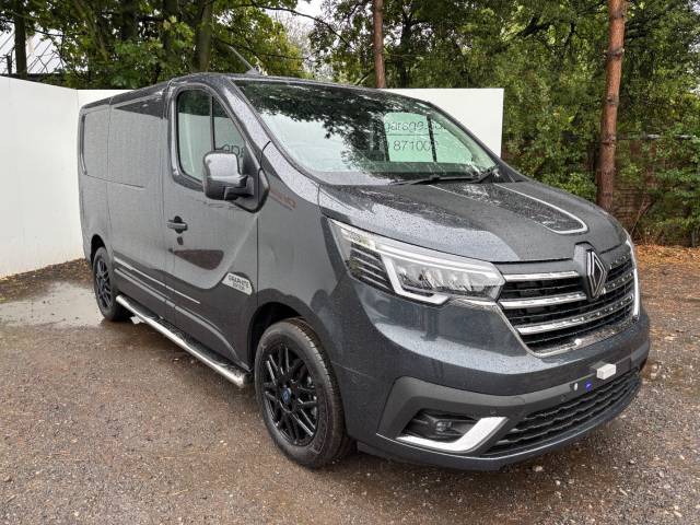 Renault Trafic 2.0 SL30 DCi150 Graphite Panel Van Diesel Slate Grey